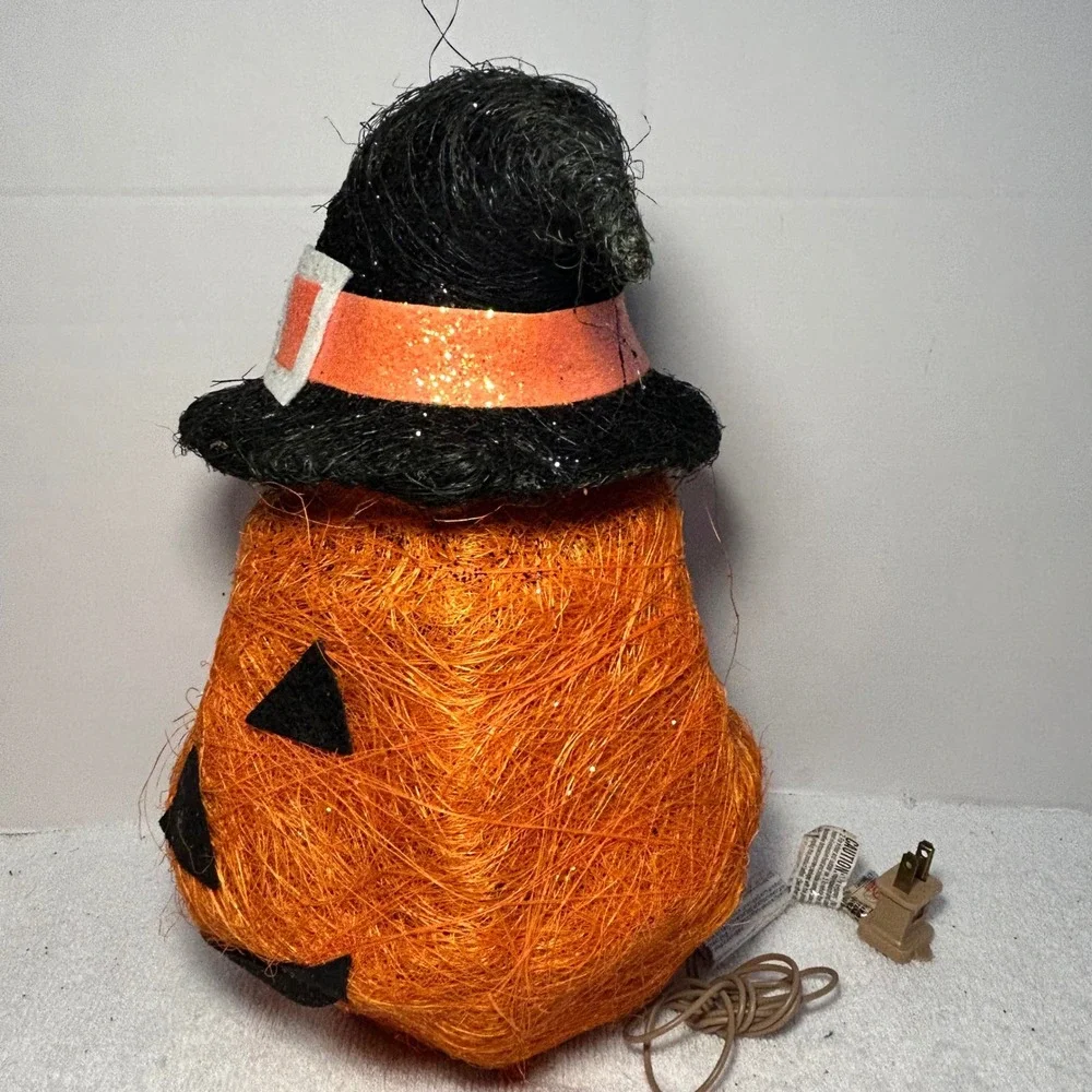 Halloween Lighted Spun String Pumpkin Jack-O-Lantern with Witch‎ Hat Decoration